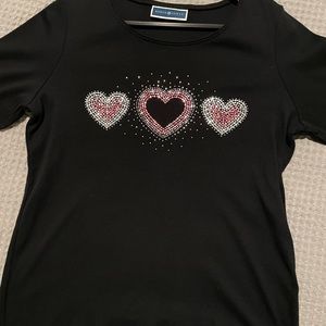 {Karen Scott} Black Top with Hearts